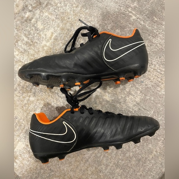 Nike Youth Tiempo Legend 7 Pro FG AH7241-080 Soccer Cleats Black Orange Size 4Y - Picture 5 of 13